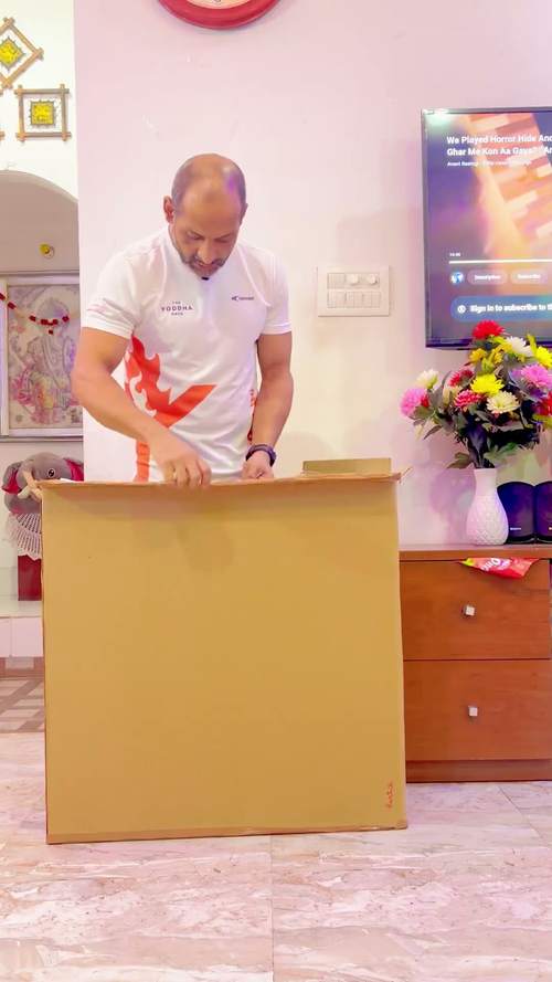 The Royal Art - Store and product content